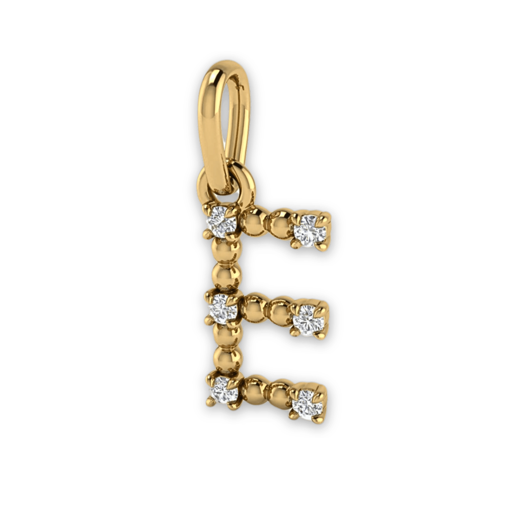 Die Sassy Letter Charm Kette von Mooja Studio mit einem Buchstaben-Anhänger in 14K Gelbgold, besetzt mit Labor-Diamanten, verkörpert ethischen Luxus und personalisierten Stil.