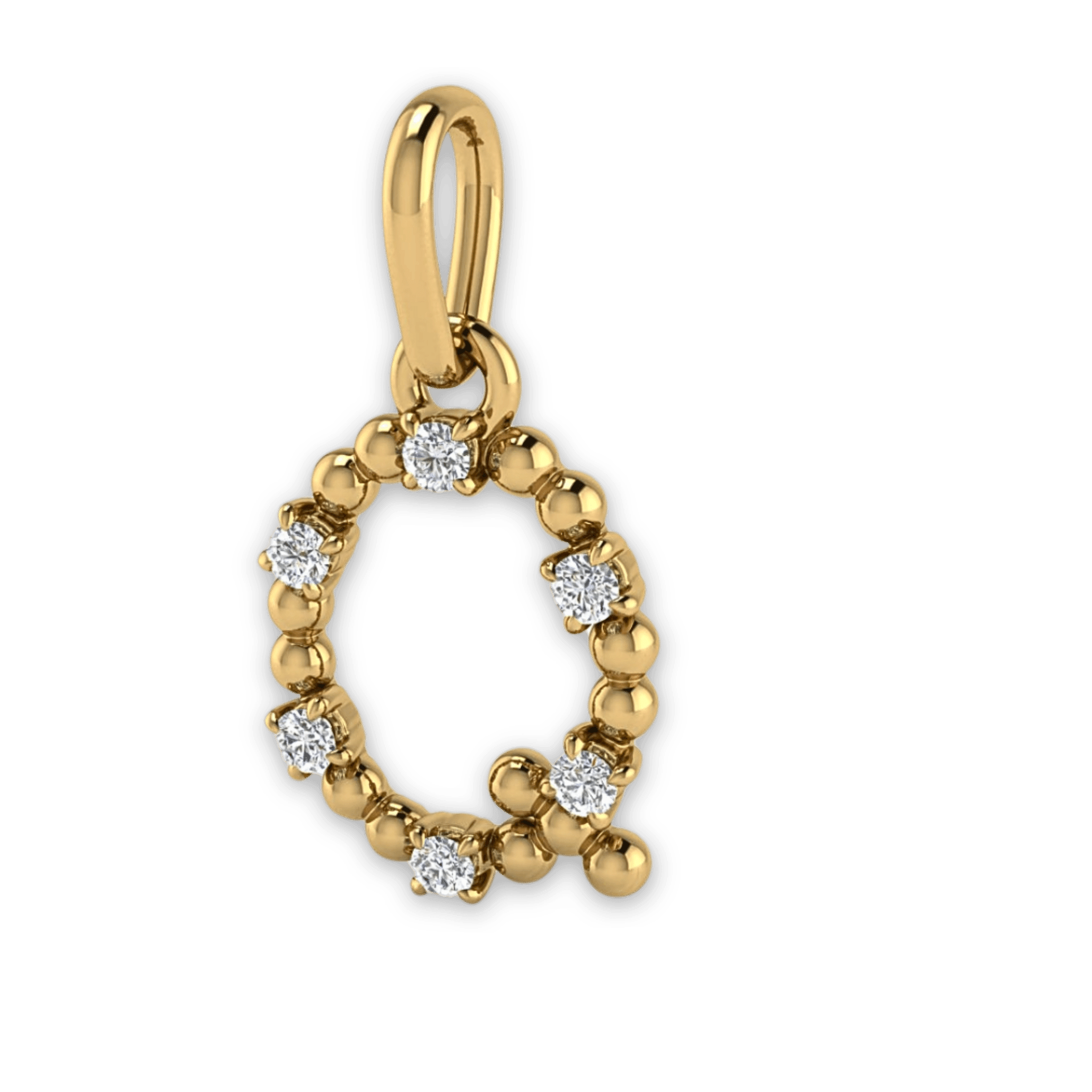 Die Sassy Letter Charm Kette von Mooja Studio mit einem Buchstaben-Anhänger in 14K Gelbgold, besetzt mit Labor-Diamanten, verkörpert ethischen Luxus und personalisierten Stil.